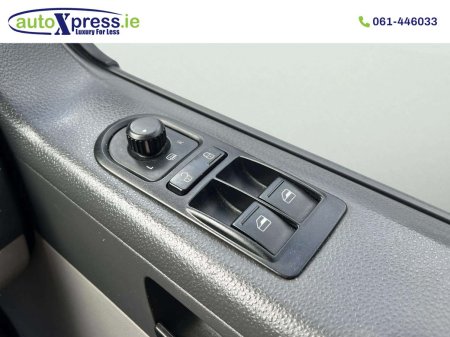 2011 Volkswagen Transporter - photo 34