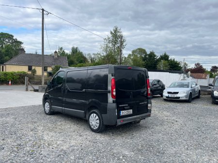 2010 Vauxhall Vivaro - photo 2