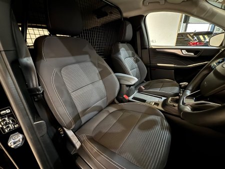 2022 Ford Kuga - photo 14