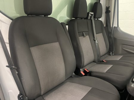 2021 Ford Transit - photo 7