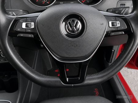 2015 Volkswagen Polo - photo 15