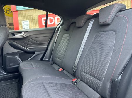 2020 Ford Focus - photo 14