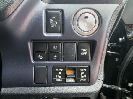 2016 Toyota Voxy - photo 39