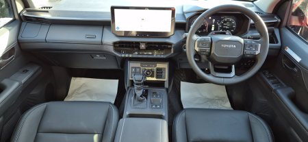 2026 Toyota Hilux - photo 8