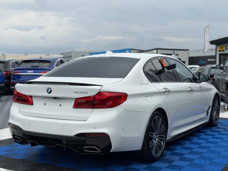 2018 BMW 5-Series - photo 6