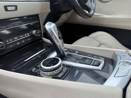 2010 BMW 5-Series - photo 18