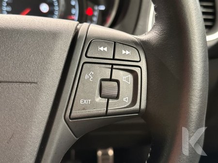 2019 Volvo V40 - photo 16