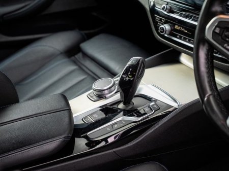 2019 BMW 5-Series - photo 6