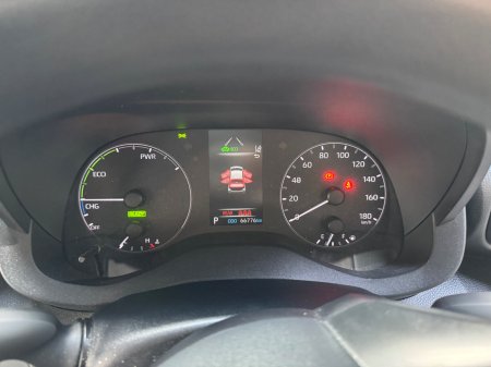 2023 Toyota Yaris - photo 6