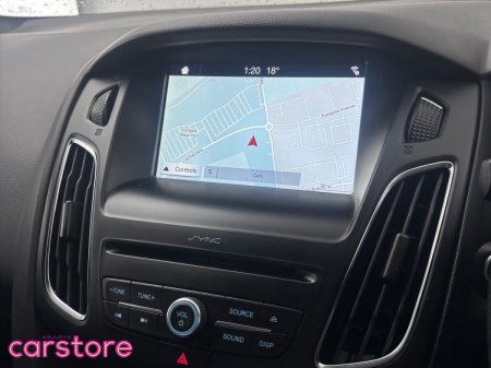 2018 Ford Focus - photo 17