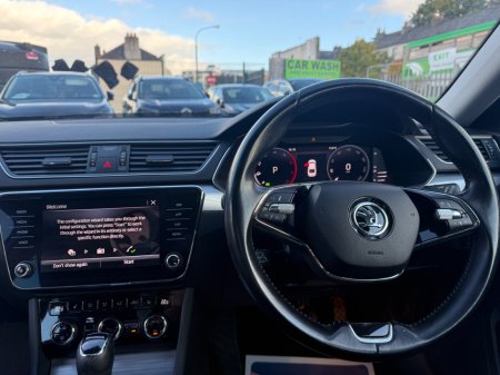 2022 Skoda Superb - photo 12
