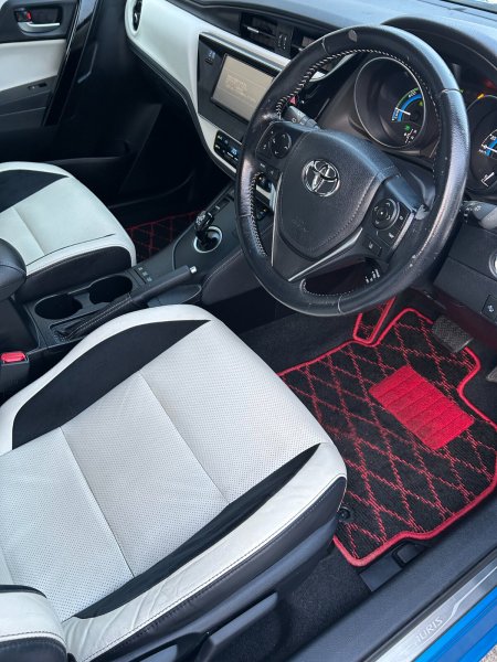 2017 Toyota Auris - photo 12