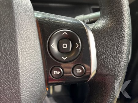 2017 Toyota Sienta - photo 23