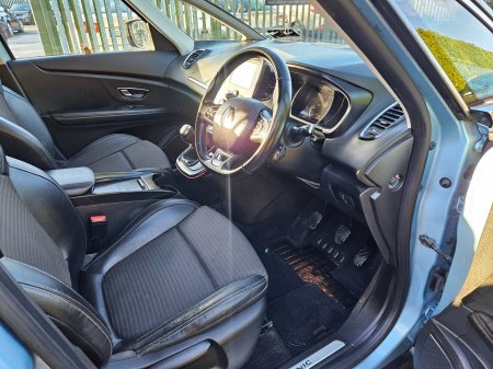 2017 Renault Grand Scenic - photo 14