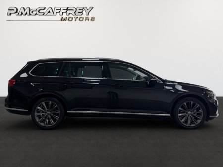 2021 Volkswagen Passat - photo 4