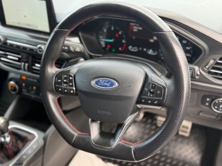2018 Ford Focus - photo 9