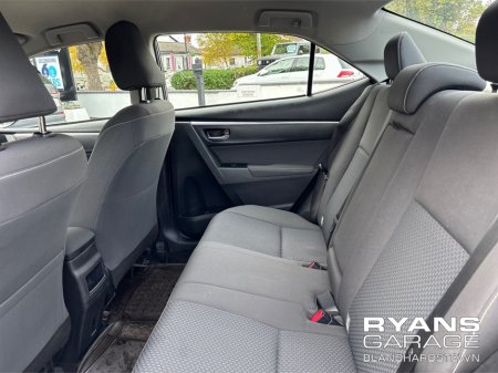 2017 Toyota Corolla - photo 12