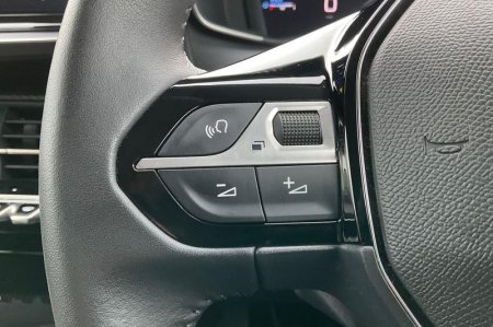2025 Peugeot 208 - photo 31