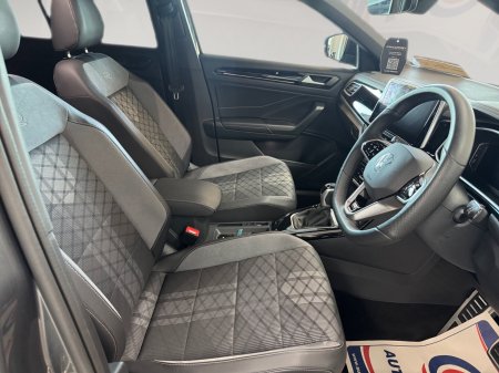2023 Volkswagen T-Roc - photo 11