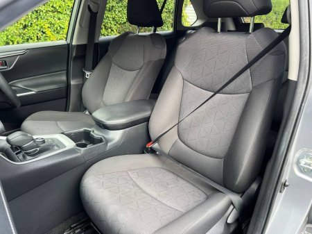 2023 Toyota RAV4 - photo 6