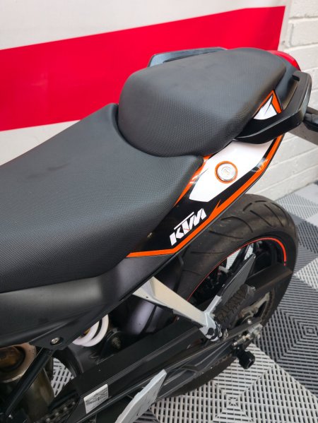 2012 KTM Duke - photo 35