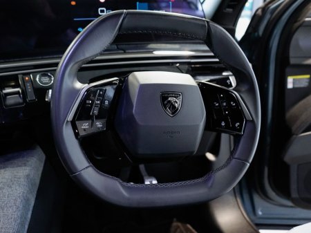 2025 Peugeot 3008 - photo 12