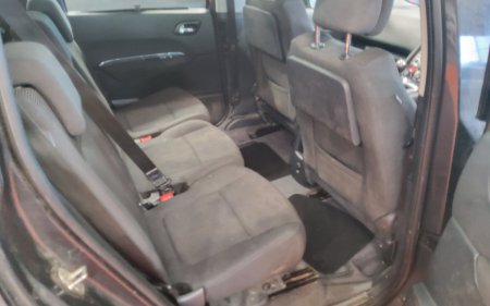2016 Peugeot 5008 - photo 11