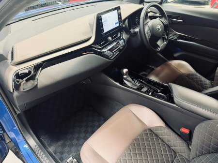 2020 Toyota C-HR - photo 12