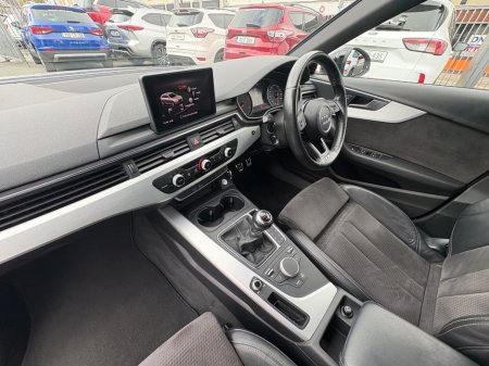 2017 Audi A4 - photo 33