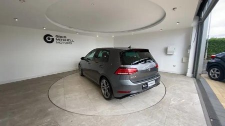 2020 Volkswagen Golf - photo 5