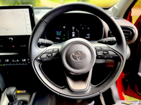 2025 Toyota Yaris Cross - photo 18