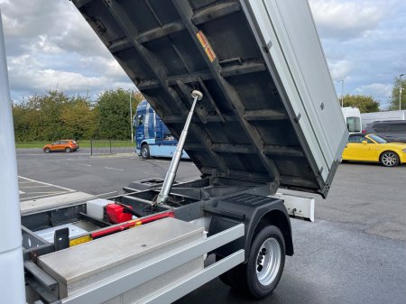 2021 Nissan NV400 - photo 12
