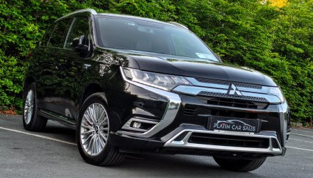 2019 Mitsubishi Outlander 2.4L Plug-in EV Intense 5 seat