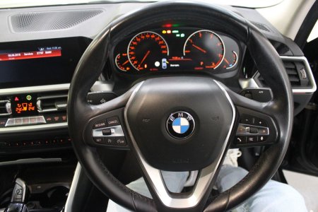 2020 BMW 3-Series - photo 17