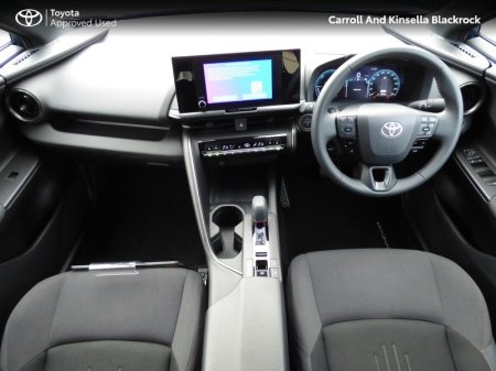 2025 Toyota C-HR - photo 8