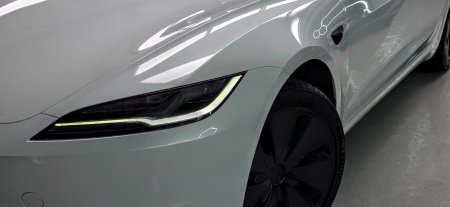 2025 Tesla Model 3 - photo 8