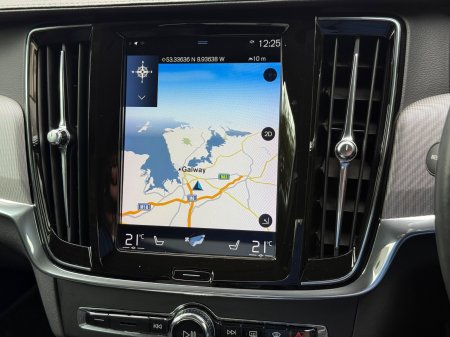 2019 Volvo S90 - photo 14