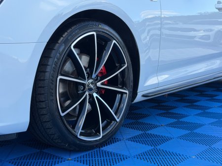 2017 Audi A4 - photo 15