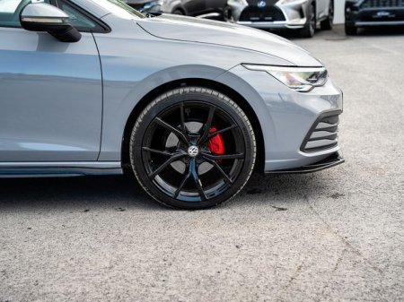 2022 Volkswagen Golf - photo 3