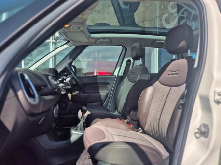 2017 Fiat 500L - photo 10
