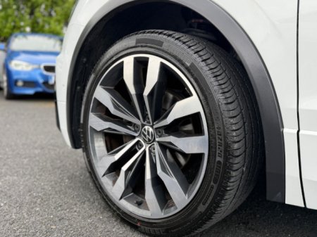 2020 Volkswagen Tiguan - photo 7