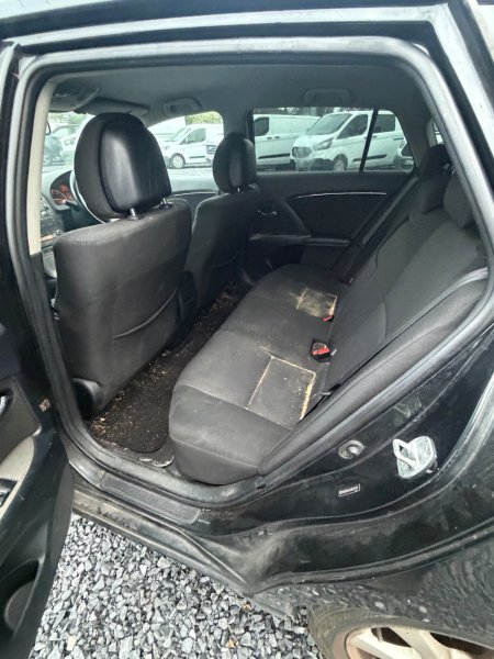 2009 Toyota Avensis - photo 11