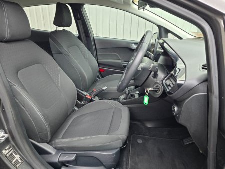 2019 Ford Fiesta - photo 10