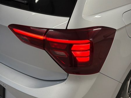 2025 Volkswagen Polo - photo 9