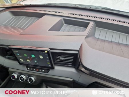 2027 Nissan Interstar - photo 6