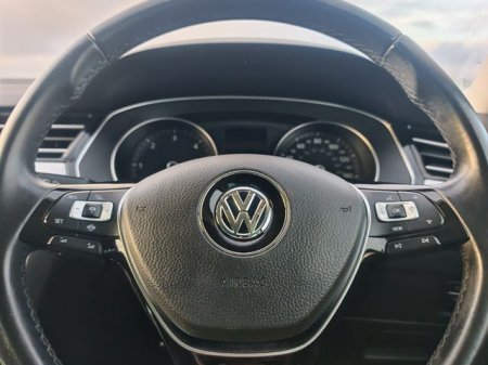 2019 Volkswagen Passat - photo 22