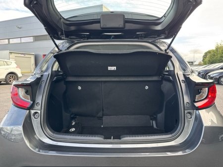 2025 Toyota Yaris - photo 10