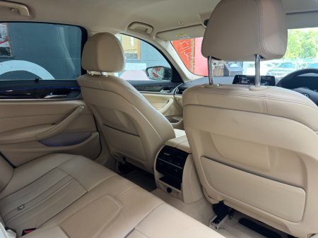 2017 BMW 5-Series - photo 21