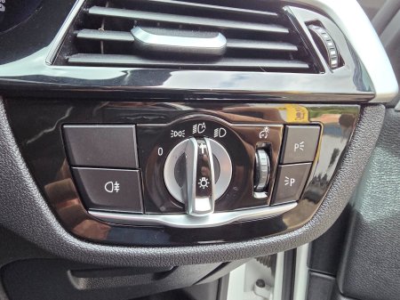 2023 BMW 5-Series - photo 19