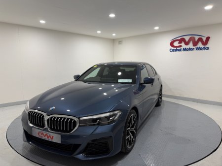 2023 BMW 5-Series - photo 3